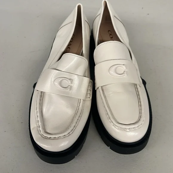 Coach sz7.5 ivory logo C Leah slip on loafer Oxford shoe heeled flat chunky sole